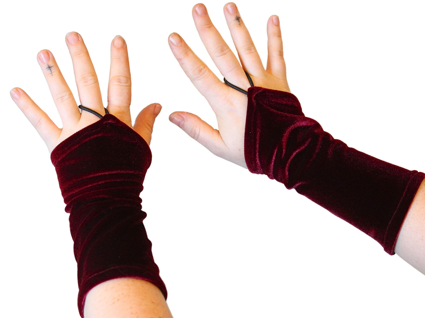 The VM Short Velvet Pointe Gloves