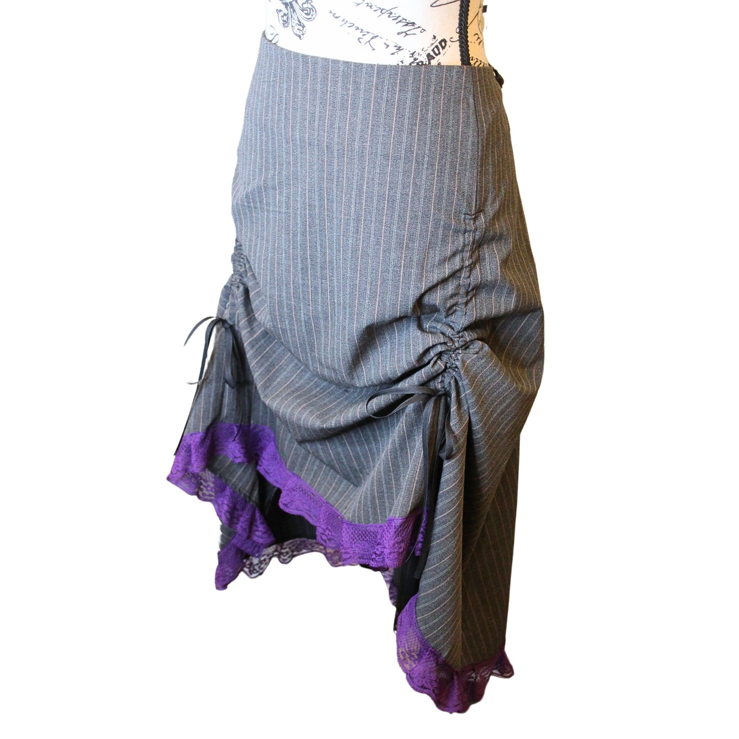 The VM Rail Pull Skirt